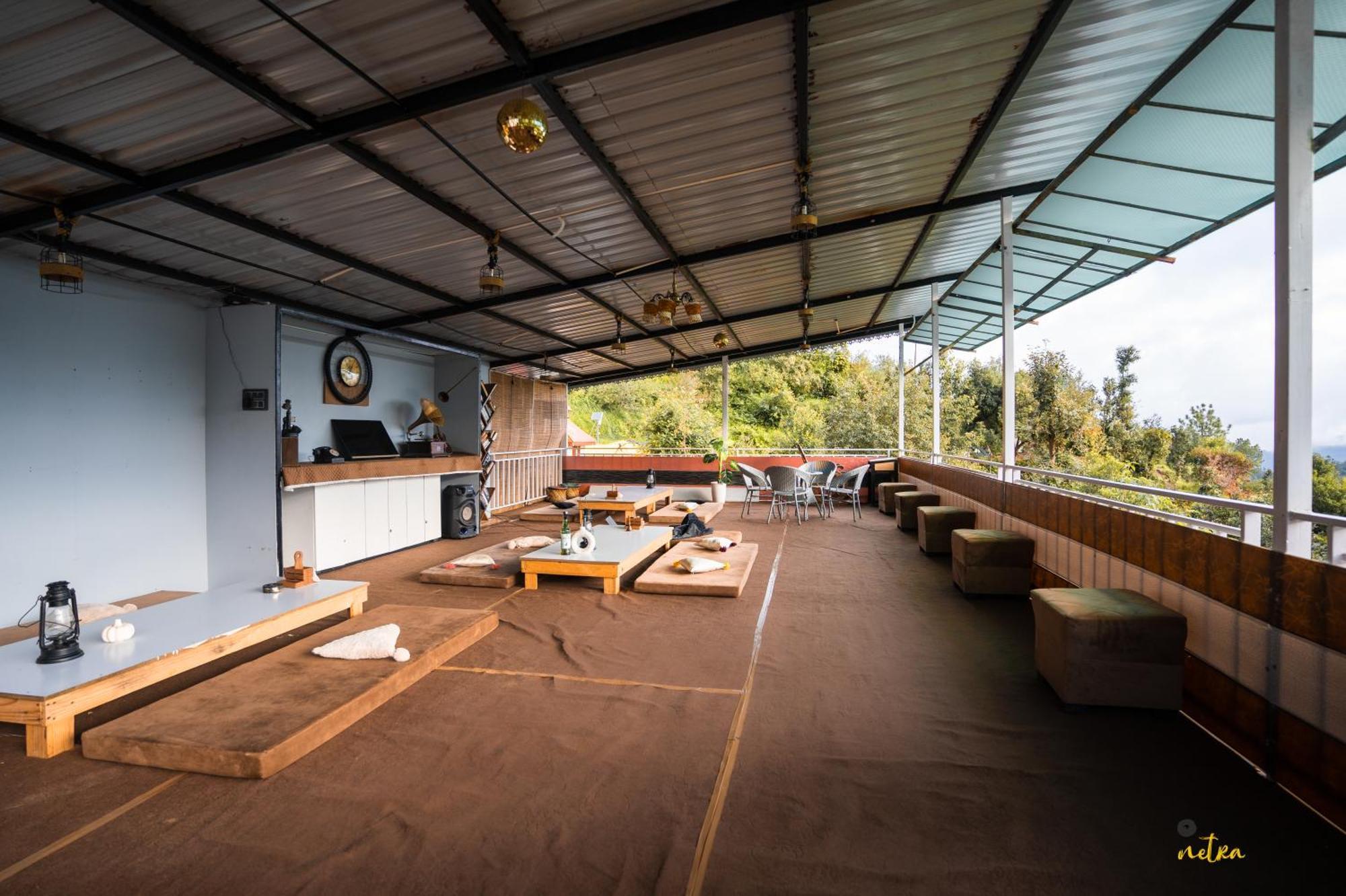 The Rare One'S Mukteshwar - Resort & Cafe Εξωτερικό φωτογραφία