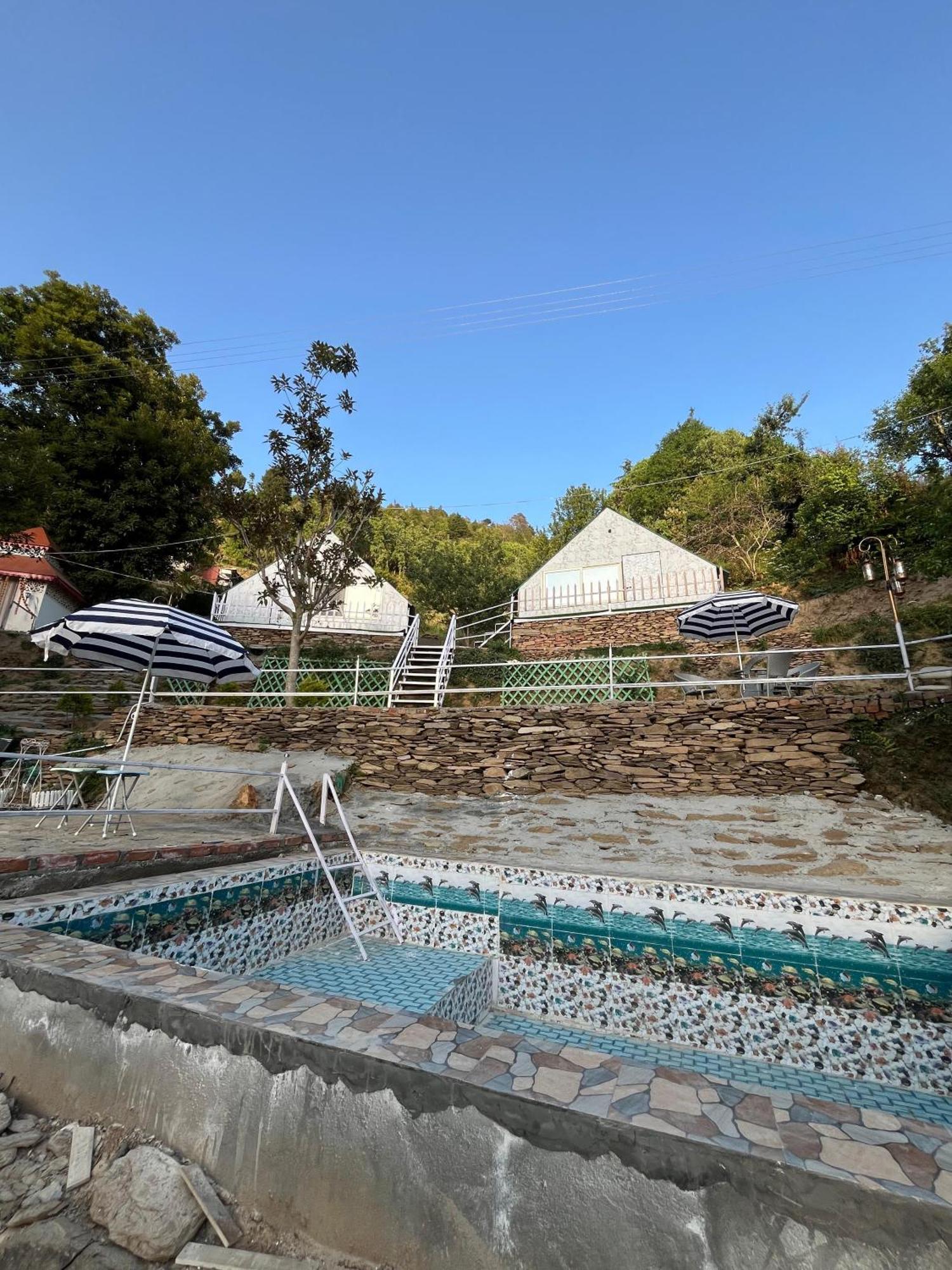 The Rare One'S Mukteshwar - Resort & Cafe Εξωτερικό φωτογραφία